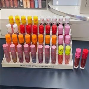 Jeffree Star lippies & stand